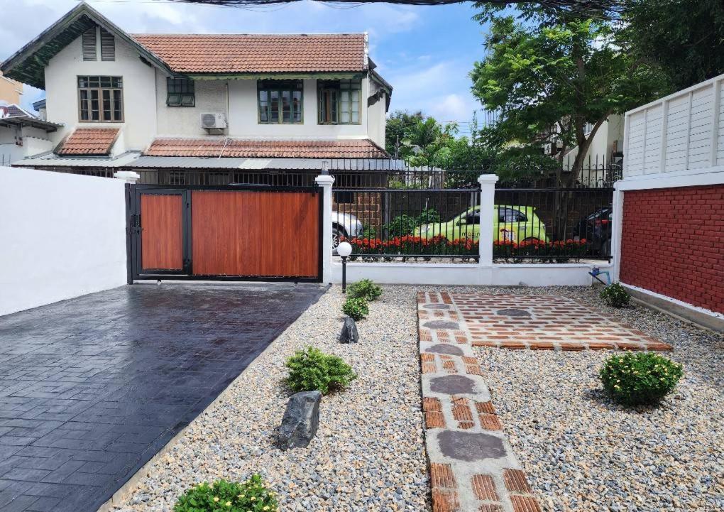 Boxsoon Nimman 2 # 4Beds 3Baths Βίλα Τσιάνγκ Μάι Εξωτερικό φωτογραφία